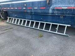 Aluminum Extension Ladder, 26 ft