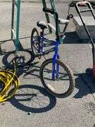 Huffy Rock It 20-Inch Kids’ Bike in Blue