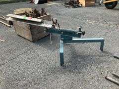 Metal-Framed Skeet Shooter With Spring Mechanism