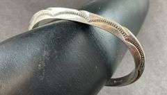 Cuff Bracelet 22.3 grams Sterling Silver size 2"