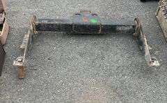 Steel Tow Hitch Bar with Brackets