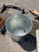 Galvanized Steel Trashcan with Lid
