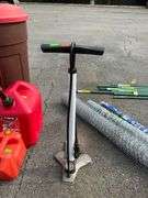Manual Bike Pump with Pressure Gauge and Dual Valve Compatibility