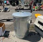 Galvanized Steel Trashcan with Lid