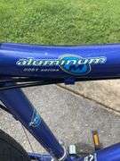 Motiv Smoothie 21-Speed Aluminum Bicycle with Shimano Components