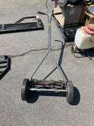 Manual Push Lawn Mower with 16-Inch Clearing Width