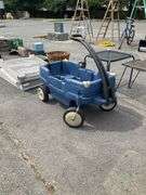 Step2 Blue Plastic Wagon With Black Handle and Seating