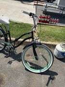 Hang Ten California 7-Speed Cruiser Bicycle with Green Accents