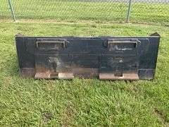 Skid Steer Bucket with Bolt-On Teeth