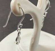 Sterling silver treble clef dangle earrings .68g