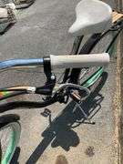 Hang Ten California 7-Speed Cruiser Bicycle with Green Accents