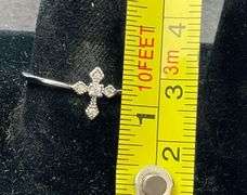 Silvertone cross ring size 9