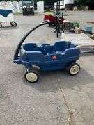 Step2 Blue Plastic Wagon With Black Handle and Seating