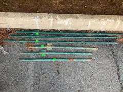 Green Metal Garden Posts in 3-Foot and 5-Foot Heights