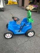 Blue Plastic Ride-On Toy Car with Steering Wheel and Rear Handle