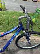 Motiv Smoothie 21-Speed Aluminum Bicycle with Shimano Components