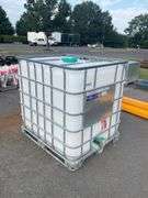Schutz IBC Tote Tank with Metal Cage and Valve, 250gal Capacity