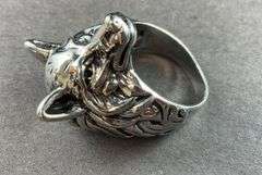 Wolf head size 11 silvertone ring