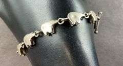 Bracelet With A Toggle Clasp 20.9 grams Sterling Silver size 7.5"