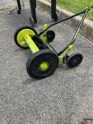 Sun Joe MJ503M Manual Push Reel Mower with 14″ Clearing Width