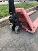 Pallet Jack with 7’L Forks and Dual Front Wheels