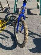 Huffy Rock It 20-Inch Kids’ Bike in Blue