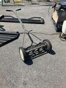 Manual Push Lawn Mower with 16-Inch Clearing Width