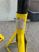 1 1/2 Ton Capacity Tripod-Style Jack Stands