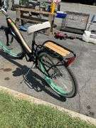Hang Ten California 7-Speed Cruiser Bicycle with Green Accents