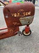 Metal Pedal Tractor Toy with Knee Action Steering