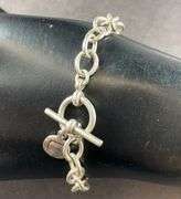 Simple Silver Bracelet With Toggle Clasp 11.3 grams Sterling Silver size 7.5"