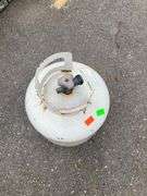 Propane Tank with Handle and Valve