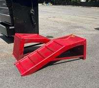 Red Automotive Ramps, 36”L x 9”W