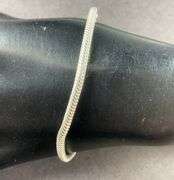 Silver Bracelet 12.7 grams Sterling Silver size 7"