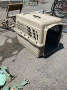 Durable Plastic Pet Carrier, 26″Lx20″Wx18″H