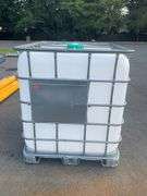 Schutz IBC Tote Tank with Metal Cage and Valve, 250gal Capacity