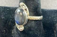 Sterling silver blue labradorite ring size 7.5