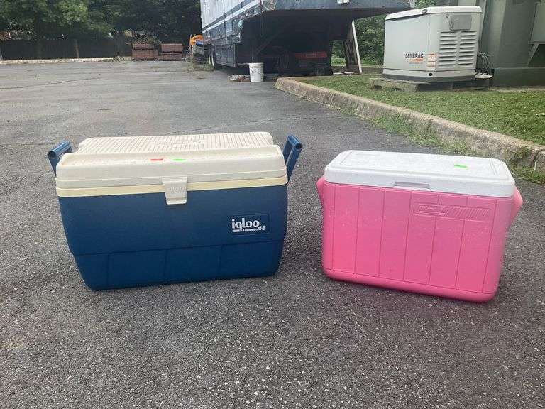 Igloo Cooler With Drain Plug and Coleman Pink Cooler With Handles