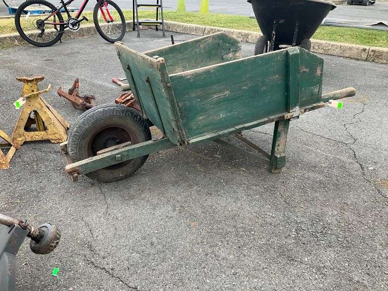 Green Painted One-Wheel Push Cart with Wooden Sides