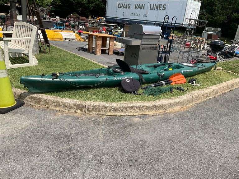 Wilderness Systems Tarpon 160i Sit-On-Top Kayak with Accessories