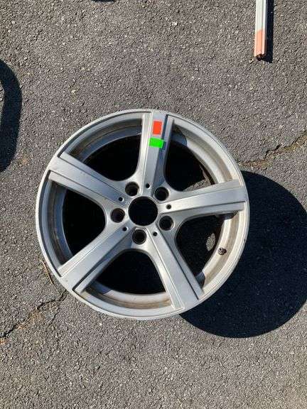 Five-Spoke Alloy Wheel Rim With 5-Lug Bolt Pattern