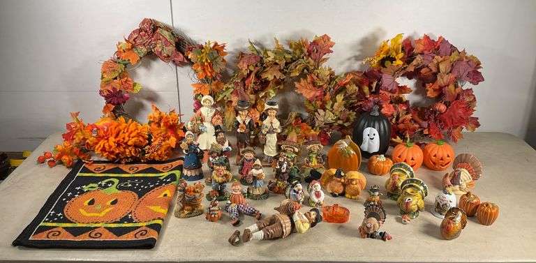 Halloween and Thanksgiving Decor Items - Hash Auctions