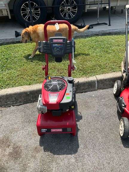 Craftsman 2700 PSI Pressure Washer With Briggs & Stratton Engine