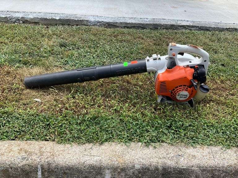Stihl BG 55 Gas-Powered Handheld Leaf Blower