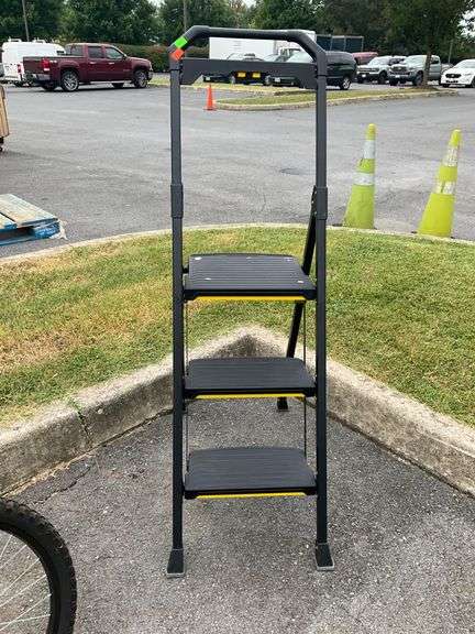 Gorilla Ladders 3-Step Steel Step Stool with 300 lb Load Capacity