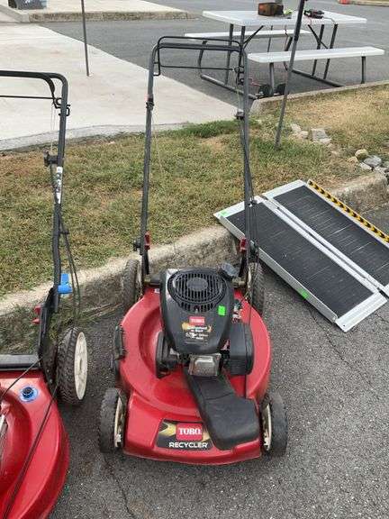Toro recycler Pushmower, 22” cut, front drive self propelled. 149cc engine. Ready to use condition