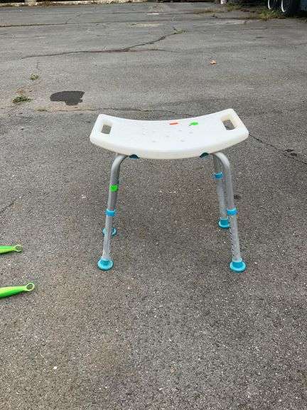 Adjustable Shower Medical Seat with Aluminum Legs