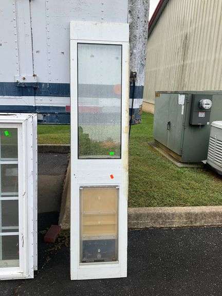 White Side Door Panel with Locking Doggie Door and Single Glass Pane