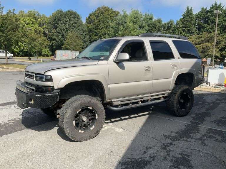 2004 Chevrolet Tahoe Z71 Package the loaded options. Lifted Sport Utility Vehicle. Vin#1GNEK13ZX4R275349. Clear Virginia Title in Hand. Fab-Tech Lift Kit, READ MORE