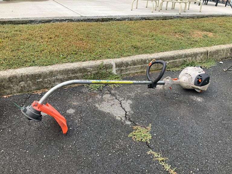 Stihl FS 40 C Gas-Powered String Trimmer